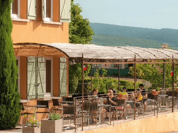 Restaurant du Village-vacances Grand Luberon à Céreste-en-Luberon